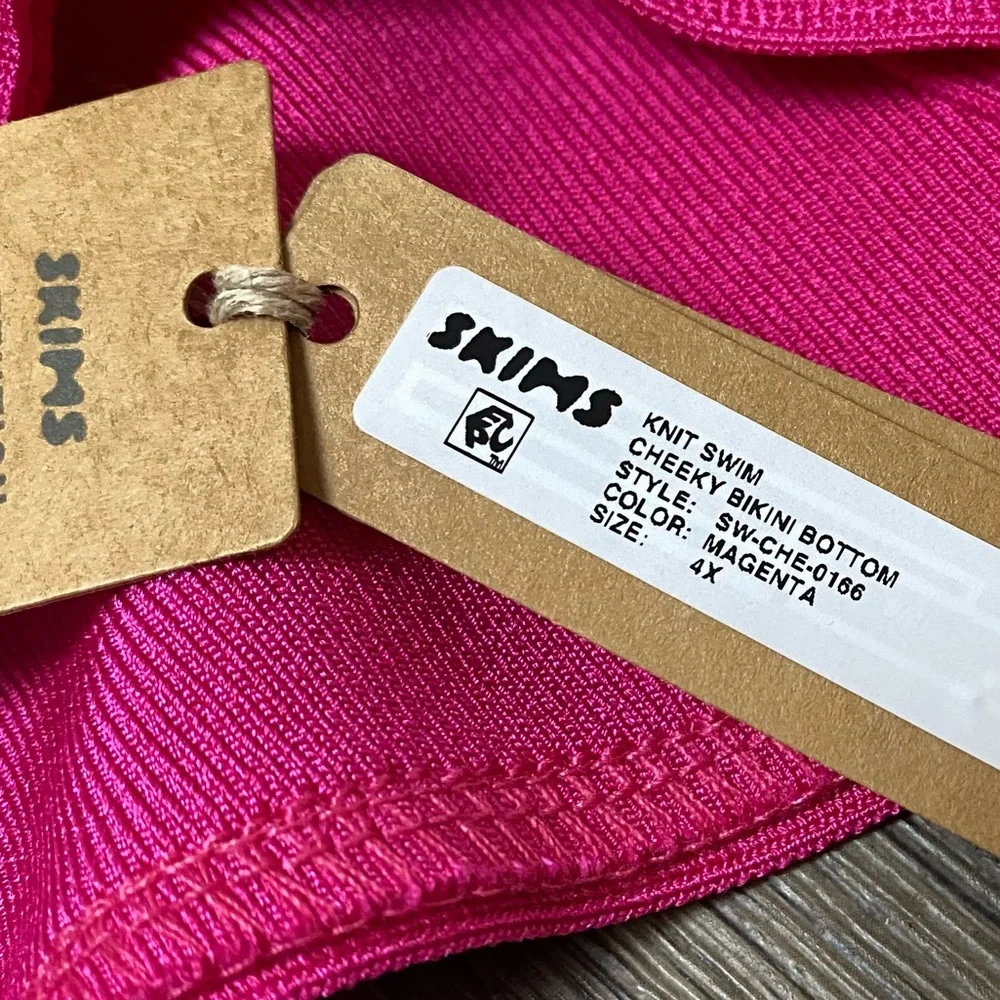 Skims NWT Cheeky Magenta Bikini Bottom
